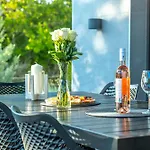 Luxury villa White Sails 1 * Pinezići