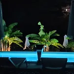 Luxury villa White Sails 1 * Pinezići