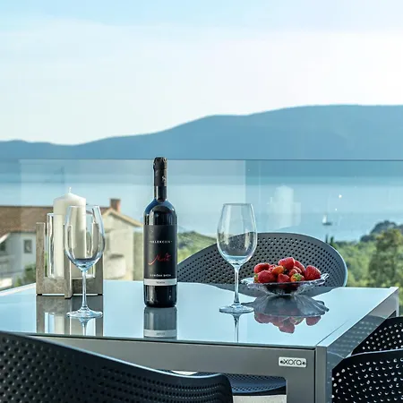 Luxury villa White Sails 1 *